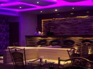 Hotel Maan Residency Ahmedabad Extérieur photo